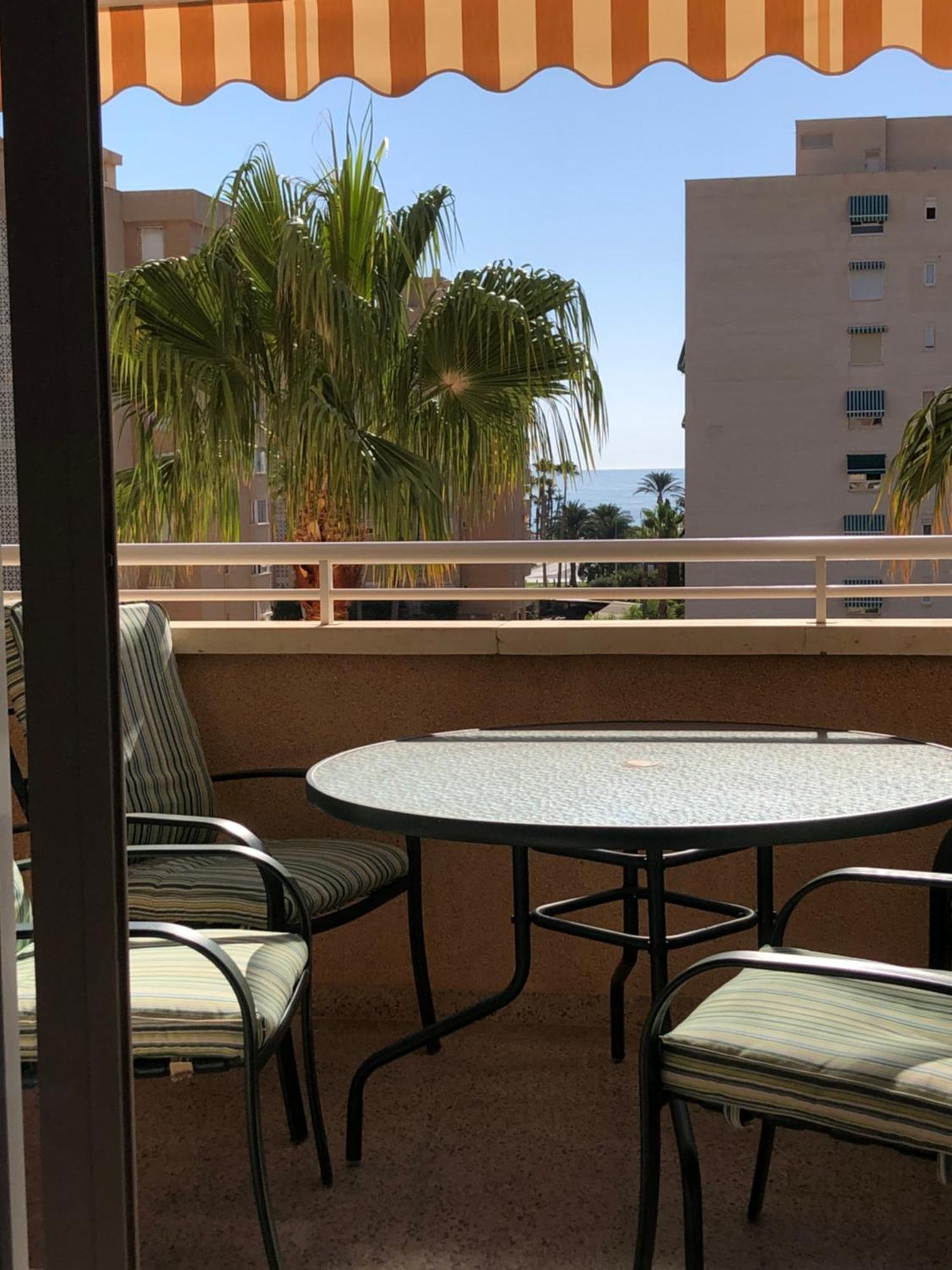 Precioso Apartamento En Urbanizacion Junto Al Mar. Alicante Dış mekan fotoğraf